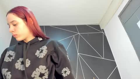 Snapshot of sarenlux chatting on 02.03.26 Baby Saren online show from 02.03.26