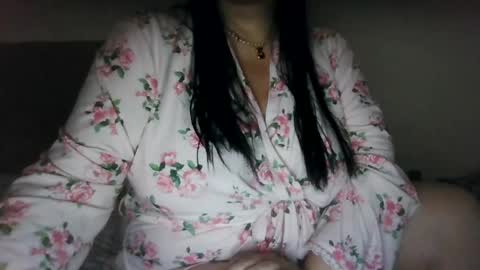 Snapshot of saretta46 chatting on 05.05.26 Sara online show from 05.05.26