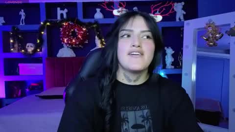 Sari  online show from 12.19.25