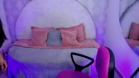 Snapshot of sarita_jane chatting on 06.27.26 Sara online show from 06.27.26