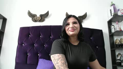 Snapshot of sarita_multisquirt chatting on 09.24.25 Sara online show from 09.24.25