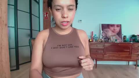 Snapshot of sarita_slovan chatting on 10.20.25 sarita_slovan online show from 10.20.25