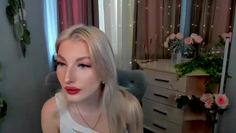 sarrah_blush online show from 09.17.25