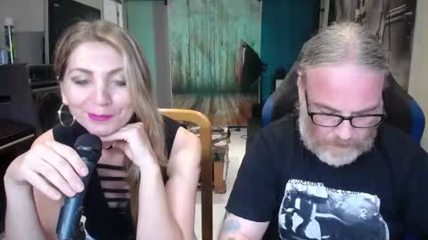 Giselle and Jay online show from 10.04.25