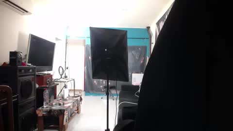 Giselle and Jay online show from 10.18.25