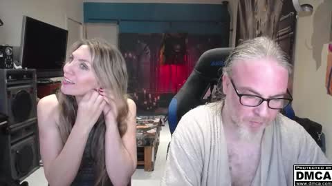 Giselle and Jay online show from 10.28.25