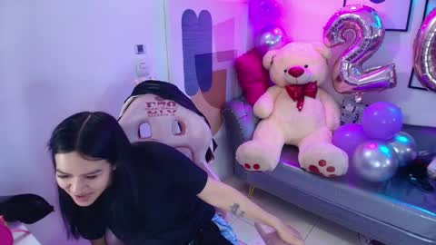 Sasha online show from 04.17.26