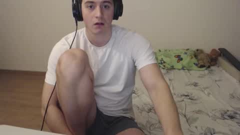 Snapshot of sasha_calvin chatting on 10.05.25 sasha_calvin online show from 10.05.25