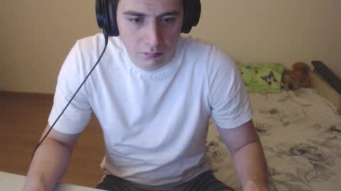 Snapshot of sasha_calvin chatting on 10.16.25 sasha_calvin online show from 10.16.25