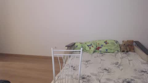 Snapshot of sasha_calvin chatting on 10.21.25 sasha_calvin online show from 10.21.25