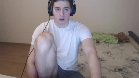 Snapshot of sasha_calvin chatting on 10.24.25 sasha_calvin online show from 10.24.25