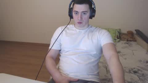 Snapshot of sasha_calvin chatting on 11.20.25 sasha_calvin online show from 11.20.25