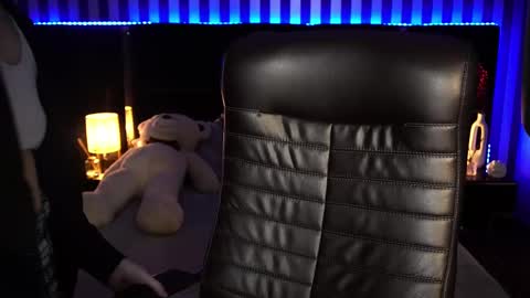 Sasha Exclusive online show from 02.22.25