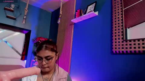 Snapshot of sasha_jagger chatting on 02.26.26 Zadbi online show from 02.26.26