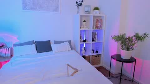 Snapshot of sasha_miro chatting on 01.01.25 Sasha Miro online show from 01.01.25