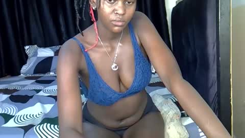 Snapshot of sasha_mollie chatting on 09.12.25 Sasha online show from 09.12.25