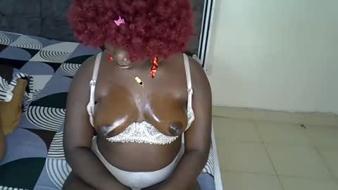 Snapshot of sasha_mollie chatting on 09.19.25 Sasha online show from 09.19.25