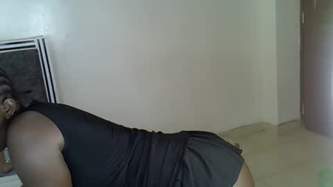 Snapshot of sasha_mollie chatting on 09.22.25 Sasha online show from 09.22.25