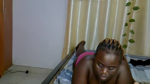 Snapshot of sasha_mollie chatting on 10.18.25 Sasha online show from 10.18.25