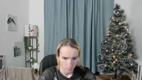 Sasha Vesmus online show from 12.16.25