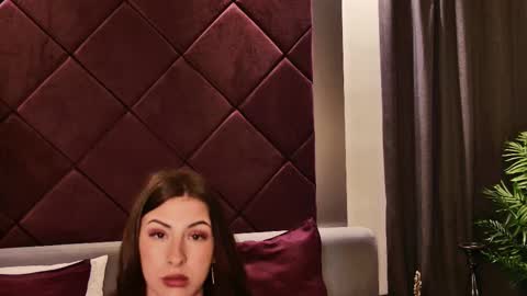 Snapshot of sashabelle_ chatting on 03.12.25 Sasha online show from 03.12.25