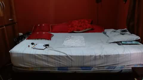 Snapshot of sasharosee2 chatting on 01.17.26 S A S H A R O S E online show from 01.17.26