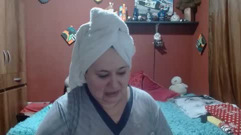 Snapshot of sasharosee2 chatting on 02.14.26 S A S H A R O S E online show from 02.14.26