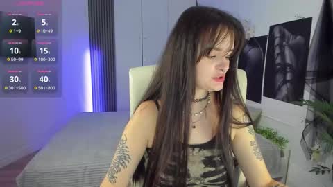 Sasha  online show from 10.18.25