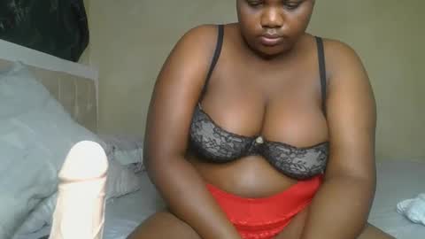 sassie_bee online show from 12.09.24