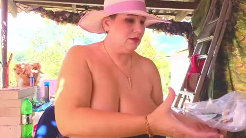 sassy_seasons online show from 09.17.25