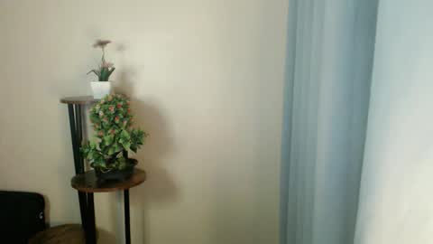 Snapshot of sassy_tinaxx chatting on 05.21.26 sassy_tinaxx online show from 05.21.26