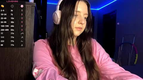 Marmulka or Mary online show from 10.15.25