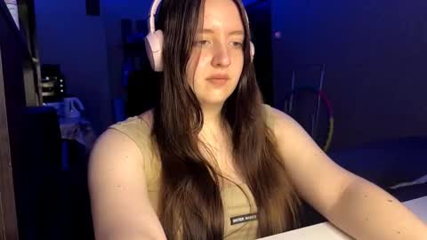 Marmulka or Mary online show from 10.17.25