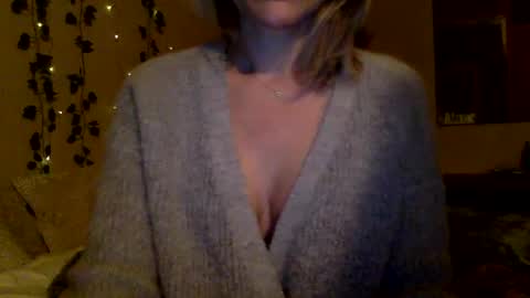 Sassyella online show from 03.08.25