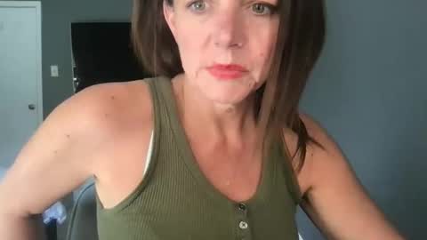 sassynsweetmilf online show from 04.15.26