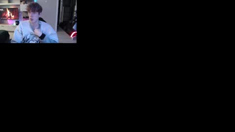 Snapshot of sat1sfaction chatting on 04.10.26 Kristof online show from 04.10.26