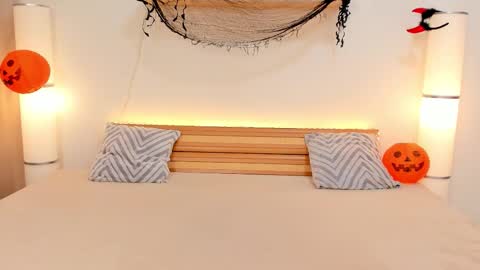 Sati online show from 10.20.25