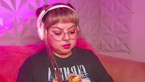 Gina George online show from 12.04.25