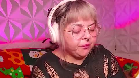 Gina George online show from 12.14.25