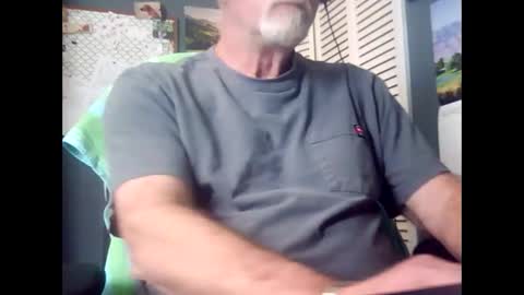 Snapshot of satyr64 chatting on 04.24.26 satyr64 online show from 04.24.26
