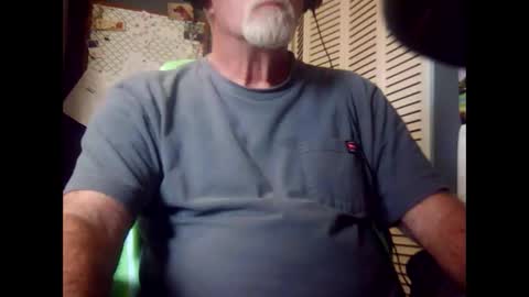 Snapshot of satyr64 chatting on 04.30.26 satyr64 online show from 04.30.26