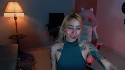 I AM JENN  online show from 12.02.24