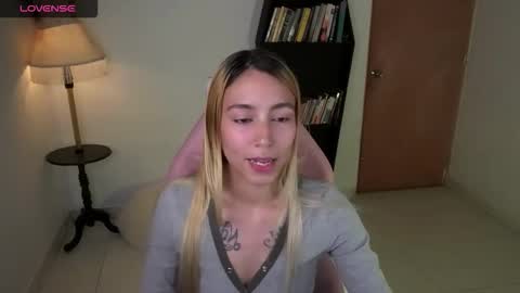 I AM JENN  online show from 12.20.25