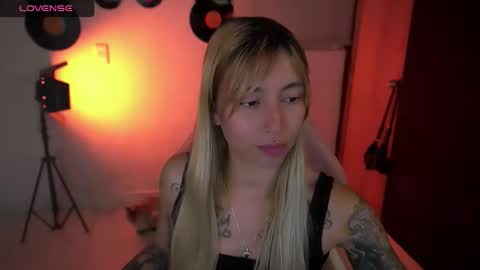 I AM JENN  online show from 04.18.26