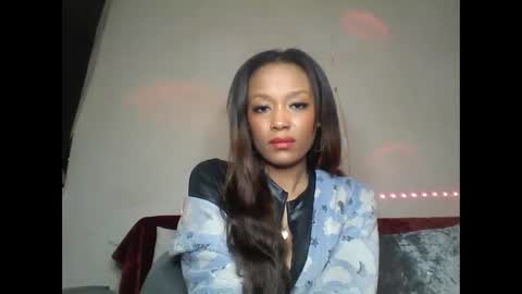Shaniiice online show from 03.12.25
