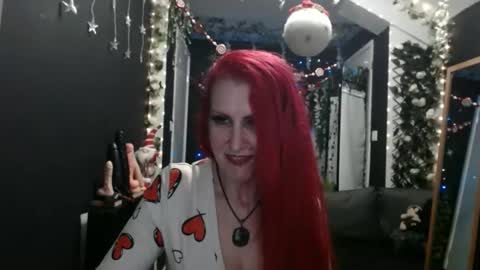 SaucySky online show from 12.20.24