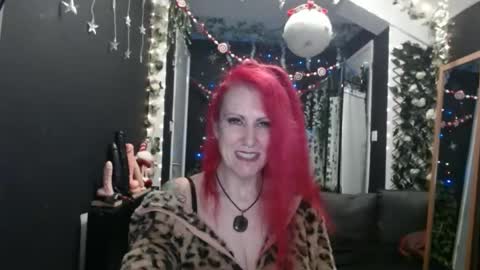 SaucySky online show from 12.29.24