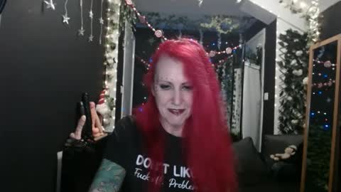 SaucySky online show from 01.01.25