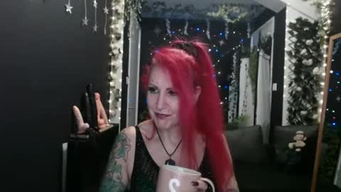 SaucySky online show from 01.11.25