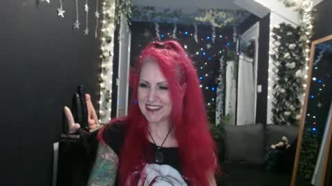 SaucySky online show from 01.21.25